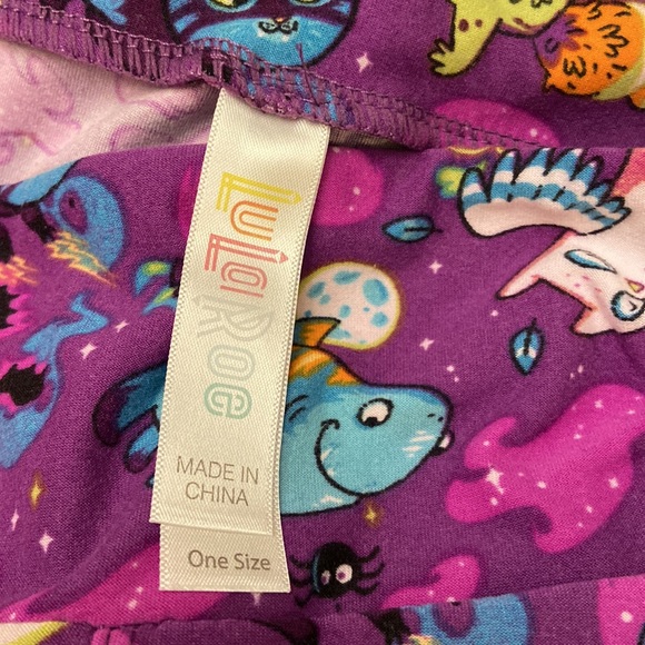 LULAROE Purple HALLOWEEN Monsters OS One Size Leggings Purple Pink Yellow Green - Picture 7 of 8